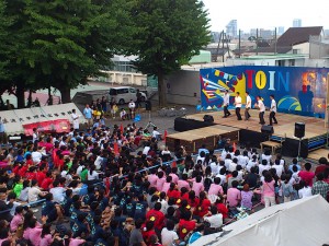 中夜祭では様々なパフォーマンスがみられました